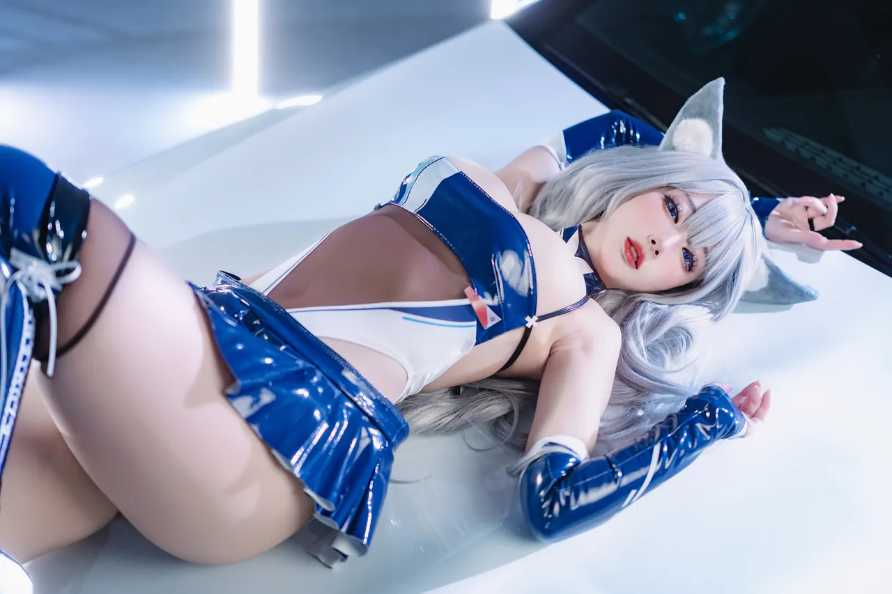 Miyamoto Sakura - Azur Lane Shinano Roaring Silver Wheel 1 Miyamoto Sakura - Azur Lane Shinano Roaring Silver Wheel 1