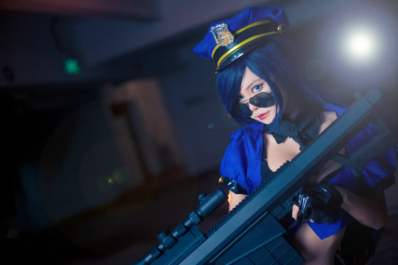 Yuuno - Officer Caitlyn Yuuno - Officer Caitlyn
