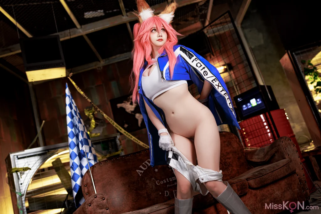 Coser@ Axue: FGO Tamamo Former Racing Suit (90 photos) Coser@ Axue: FGO Tamamo Former Racing Suit (90 photos)