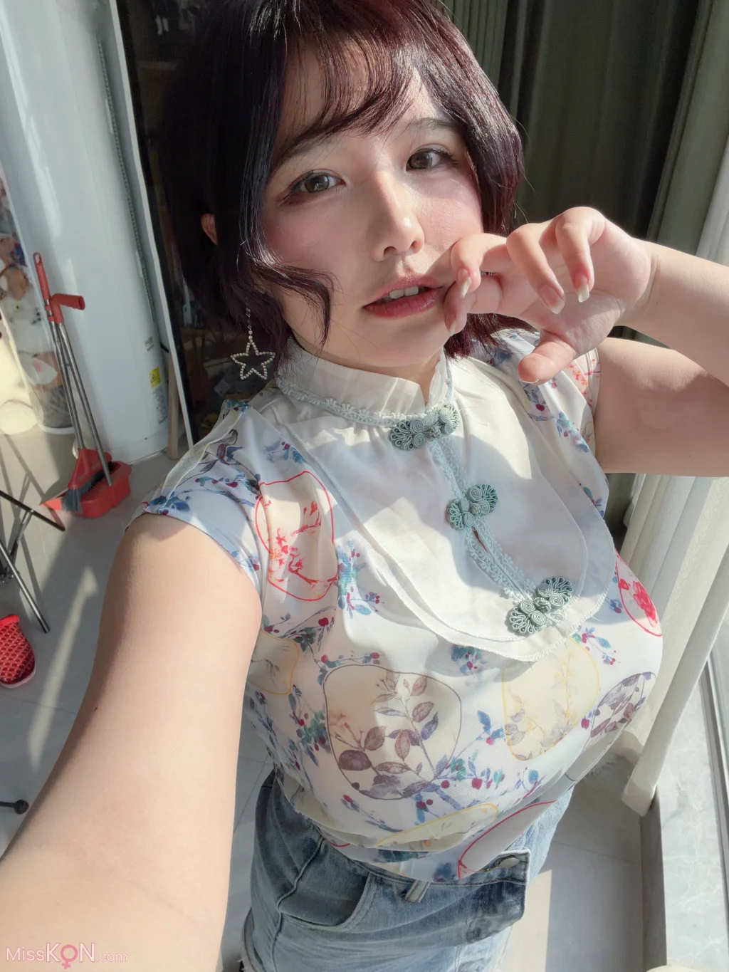 Coser@ Aban is very happy today: The sun is good (87 photos + 5 videos) Coser@ Aban is very happy today: The sun is good (87 photos + 5 videos)