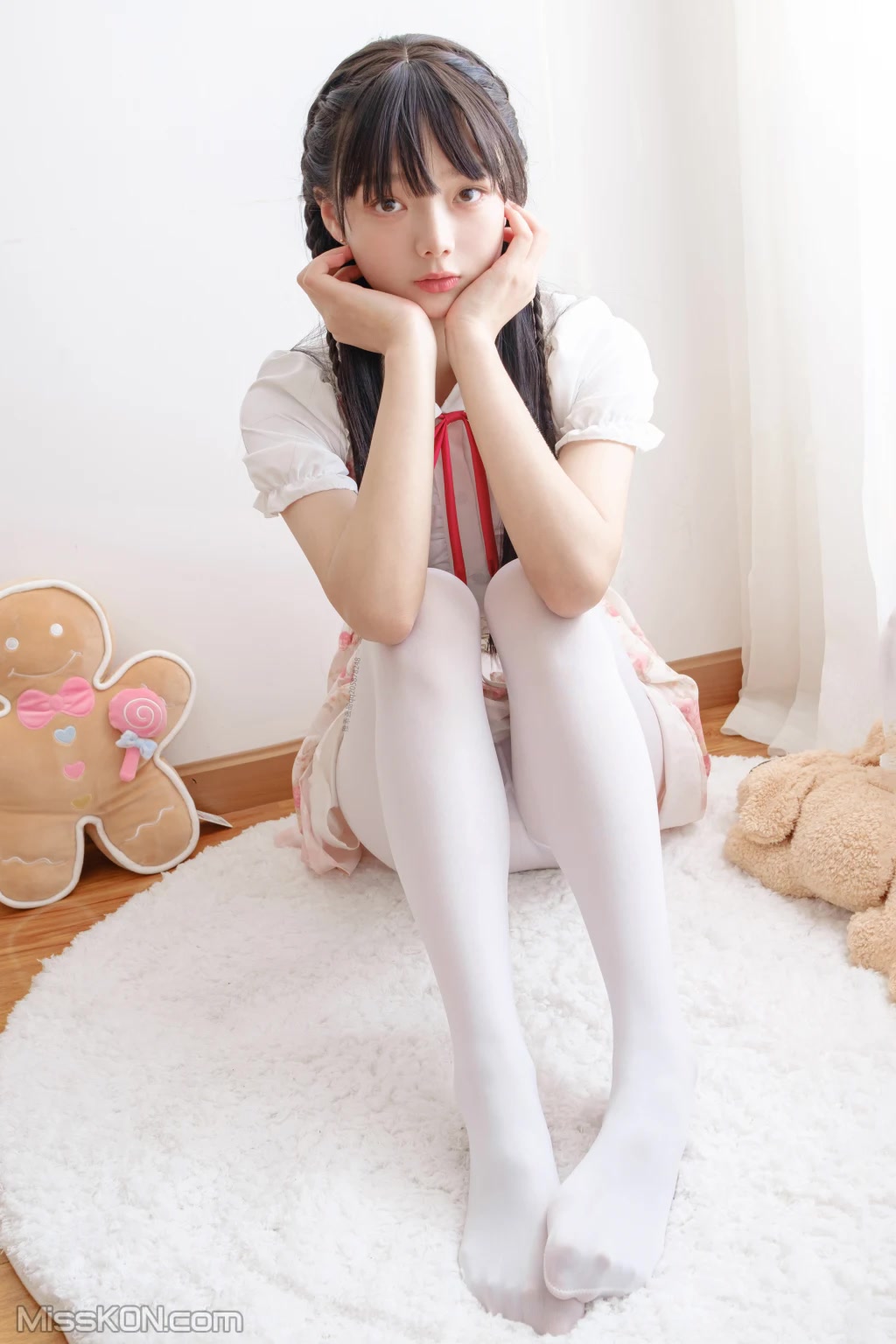 Coser@稚乖画册: 夜夜 白丝JK (81 photos + 1 video) Coser@稚乖画册: 夜夜 白丝JK (81 photos + 1 video)