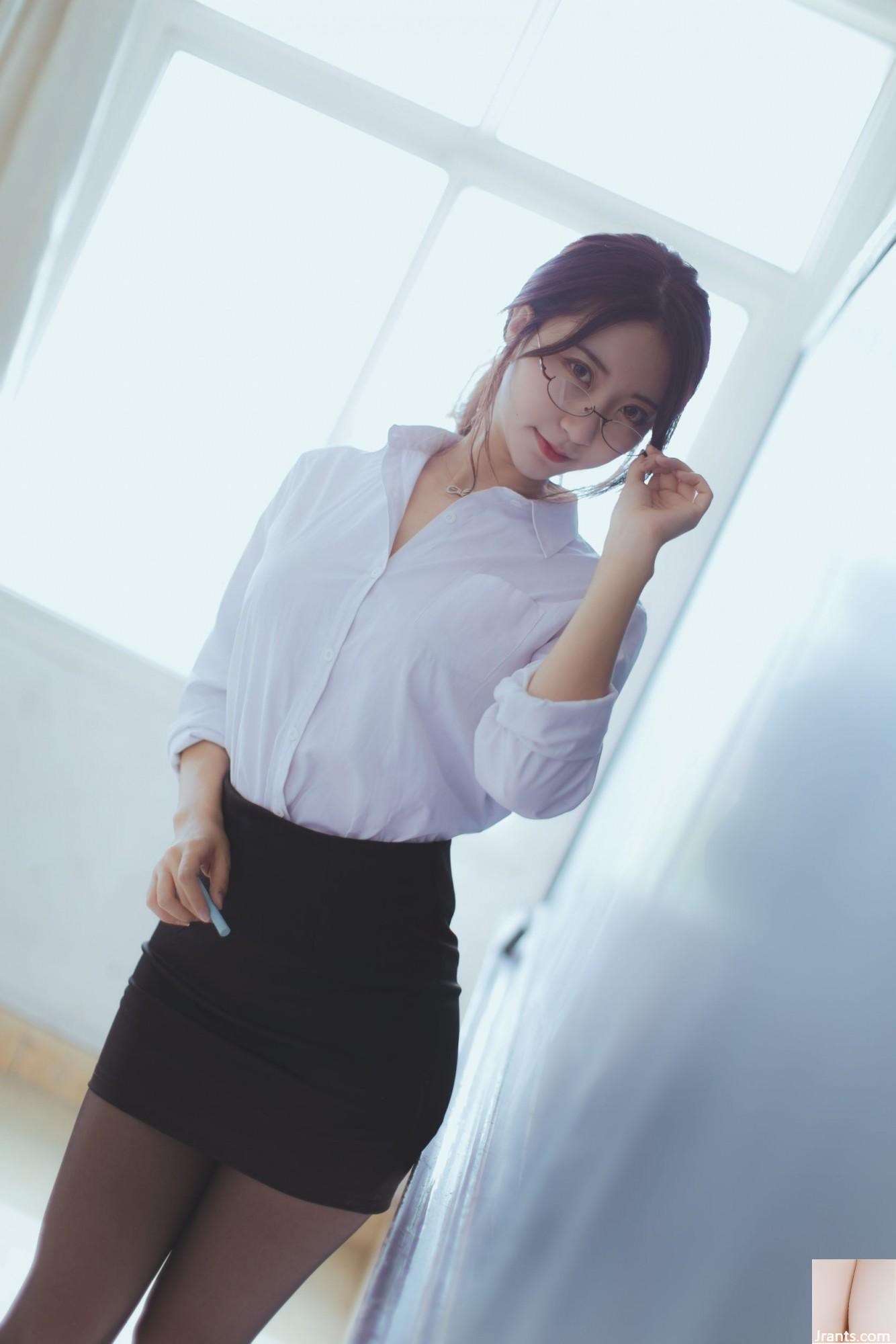 (Sewing) 黑川 – 教師ol (44P) (Sewing) 黑川 – 教師ol (44P)