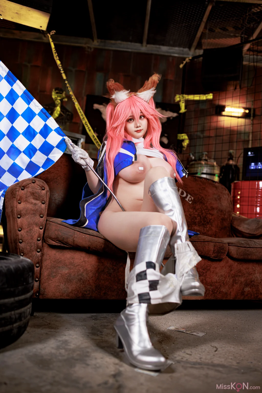 Coser@ Axue: FGO Tamamo Former Racing Suit (90 photos) Coser@ Axue: FGO Tamamo Former Racing Suit (90 photos)