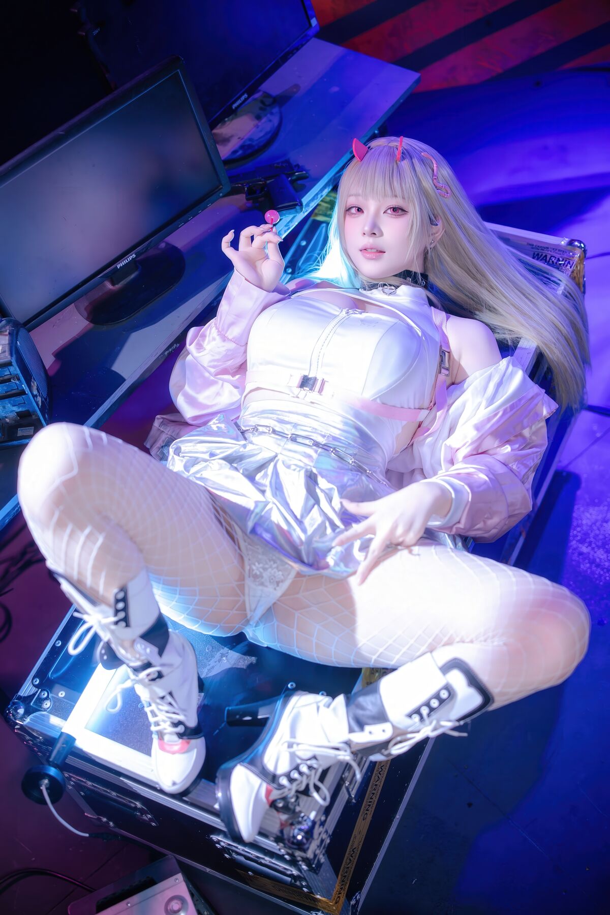 Coser@ Yuyu - Goddess of Victory, Nikki, Viper (87P) Coser@ Yuyu - Goddess of Victory, Nikki, Viper (87P)