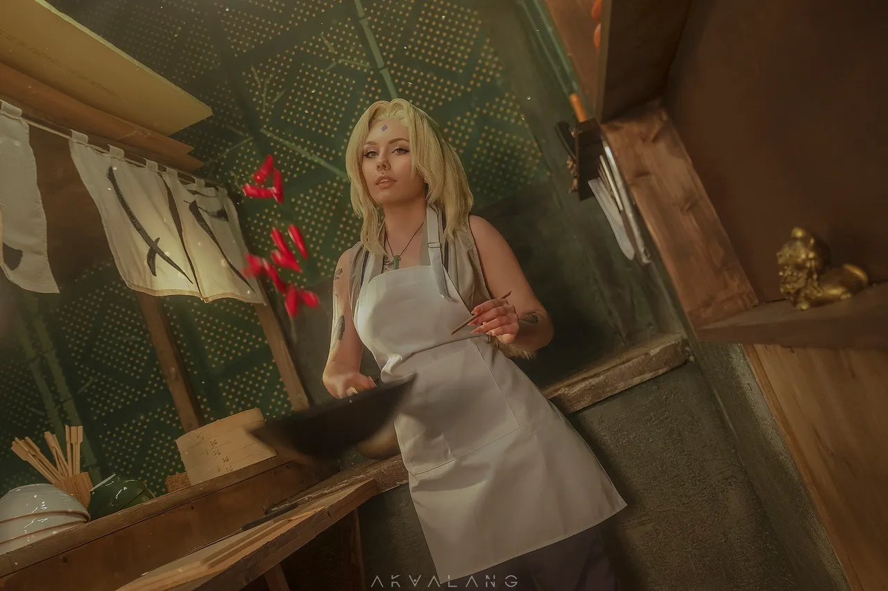 Risa San - Tsunade Risa San - Tsunade