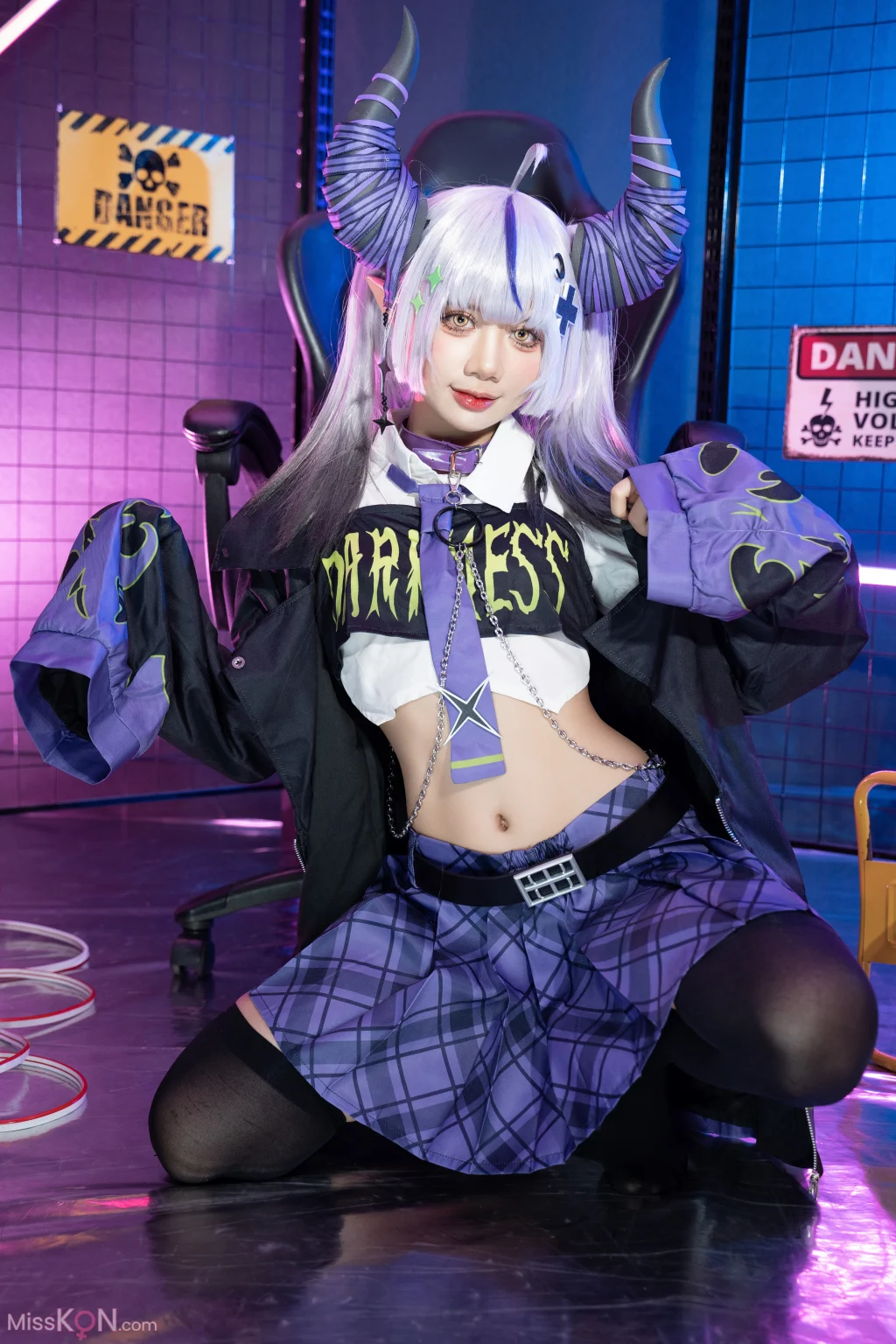 Coser@PoppaChan: Laplus in New Outfit (46 photos + 11 videos) Coser@PoppaChan: Laplus in New Outfit (46 photos + 11 videos)