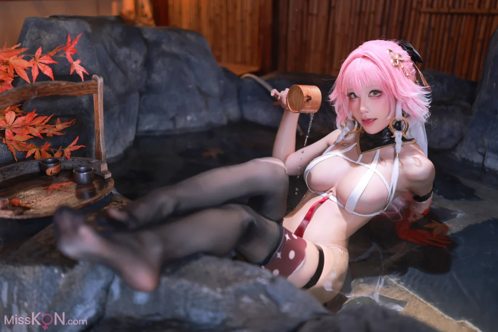 Coser@水淼Aqua: 鸣潮 长离原皮 (52 photos) 1 Coser@水淼Aqua: 鸣潮 长离原皮 (52 photos) 1