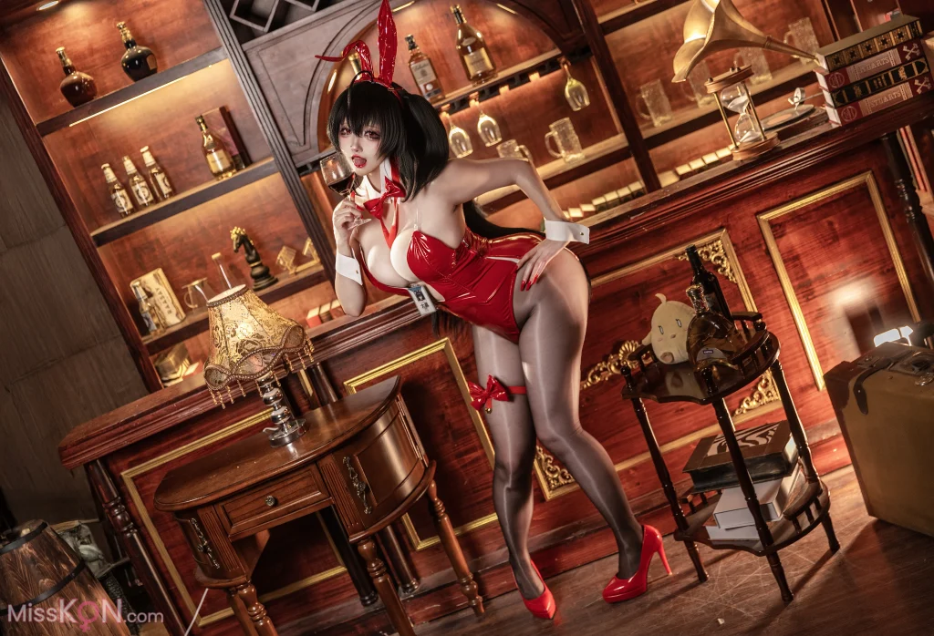 Coser@soso Whoosh: Azur Lane Taihou (40 photos) Coser@soso Whoosh: Azur Lane Taihou (40 photos)