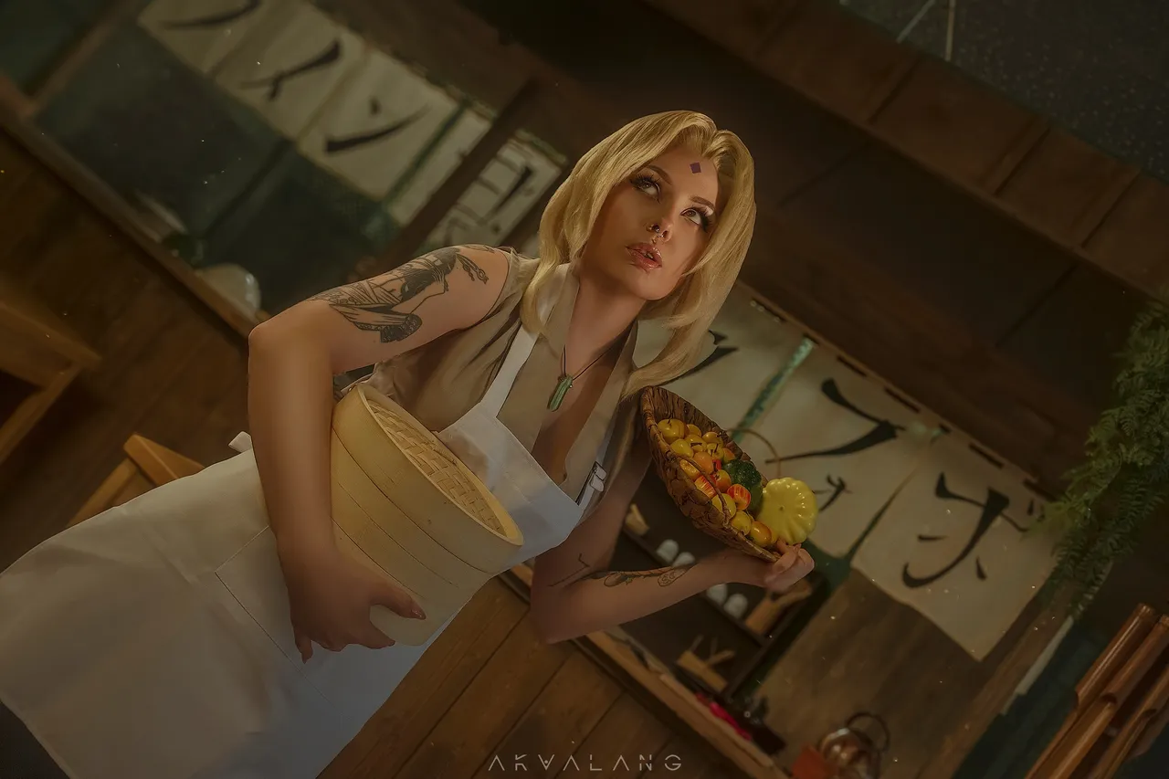 Risa San - Tsunade Risa San - Tsunade