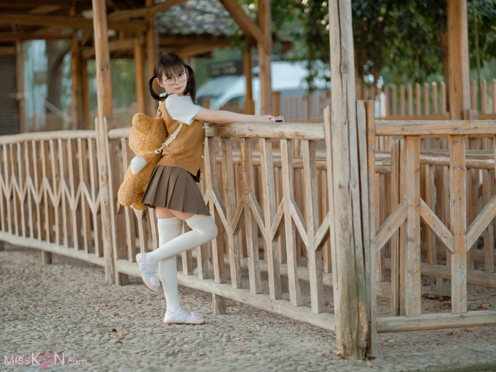 Coser@ Suzui Yoshimizu: Lost Life (61 photos + 1 video) Coser@ Suzui Yoshimizu: Lost Life (61 photos + 1 video)