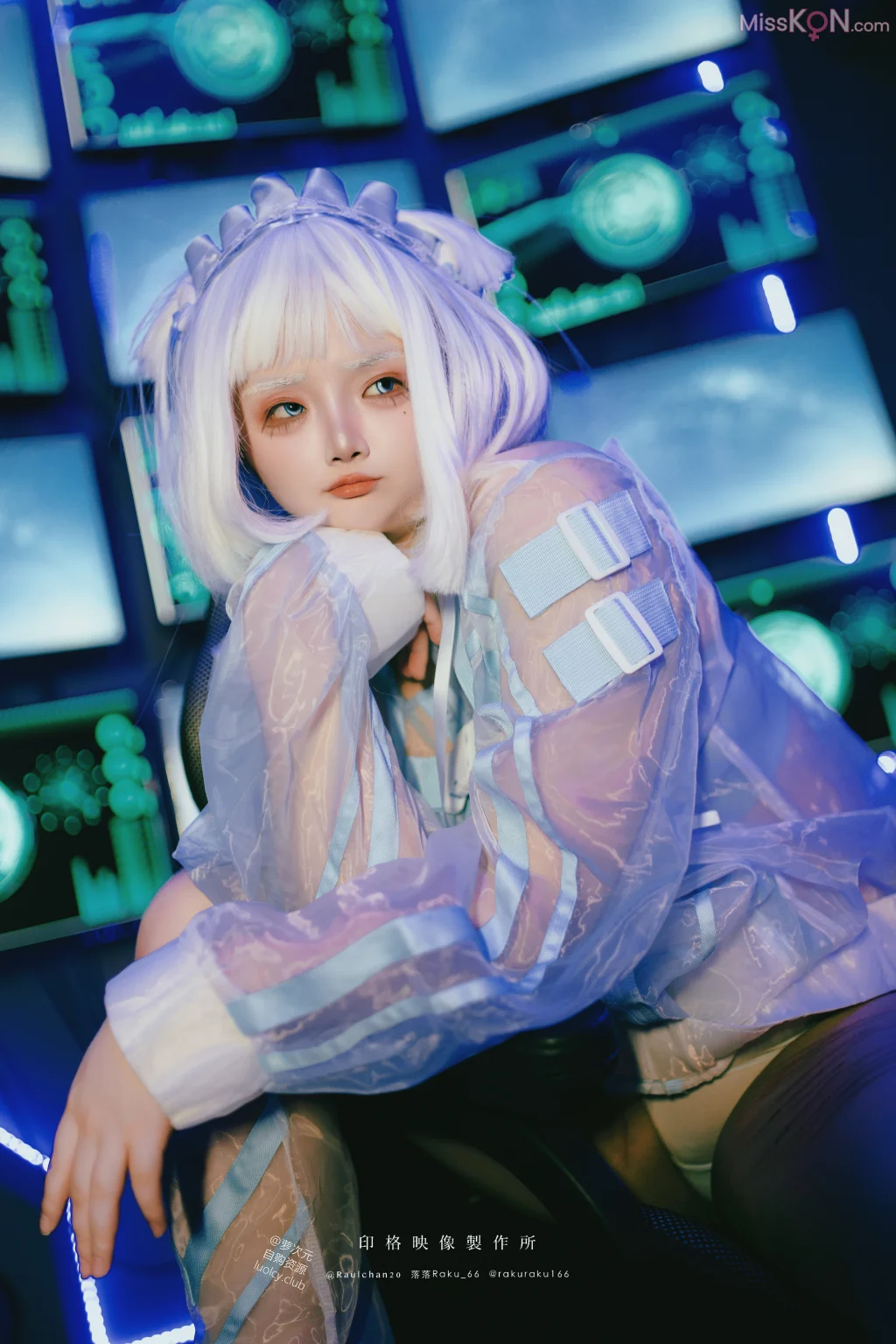 Kosar@落落: 侵略者V日常 (8K Wear.) (52 Photos + 1 Video) Kosar@落落: 侵略者V日常 (8K Wear.) (52 Photos + 1 Video)