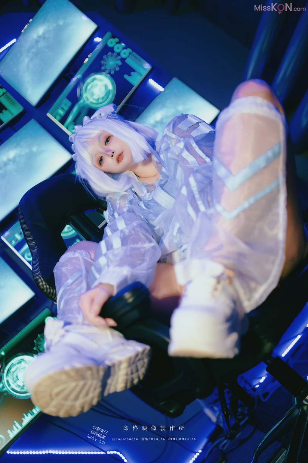 Kosar@落落: 侵略者V日常 (8K Wear.) (52 Photos + 1 Video) Kosar@落落: 侵略者V日常 (8K Wear.) (52 Photos + 1 Video)