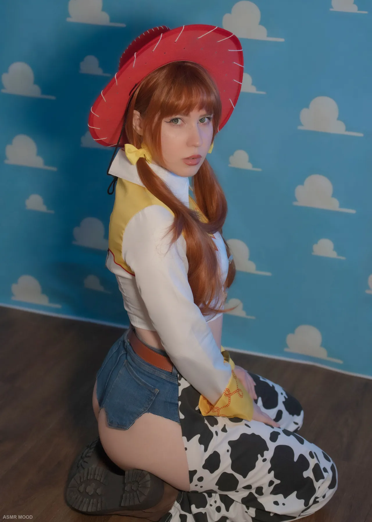 Jessie Mood ASMR Jessie Mood ASMR