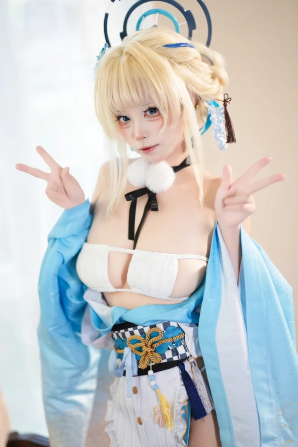 Three unmanned figures - Blue Archive Asuka Matomi 4 Three unmanned figures - Blue Archive Asuka Matomi