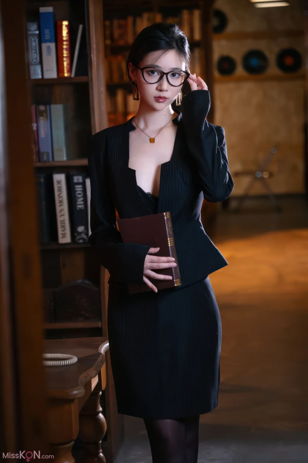 Coser@ Nian Nian: Spicy Female Teacher (70 photos) Coser@ Nian Nian: Spicy Female Teacher (70 photos)