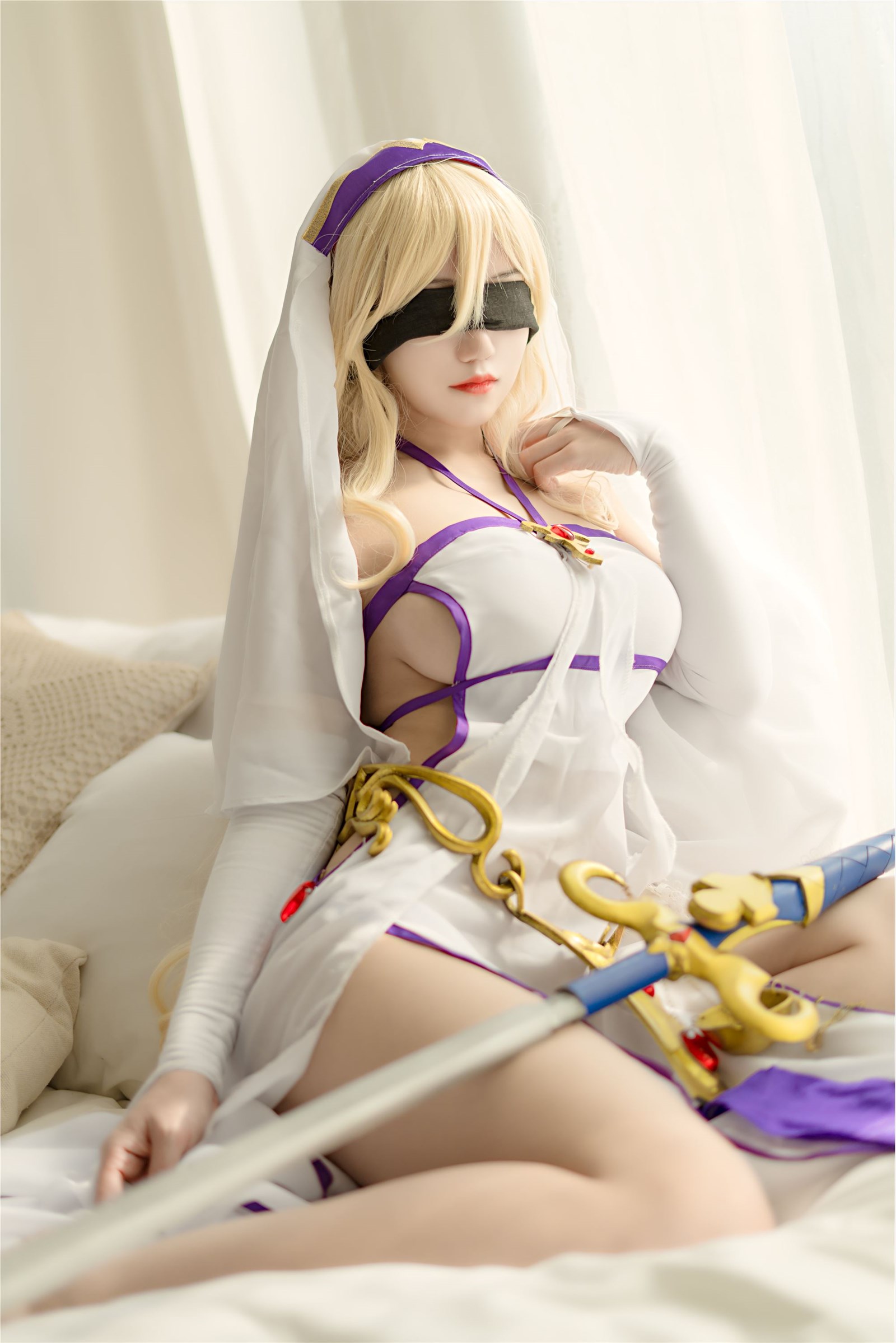 Xiaocang Qiandai w - Sword Saint Xiaocang Qiandai w - Sword Saint