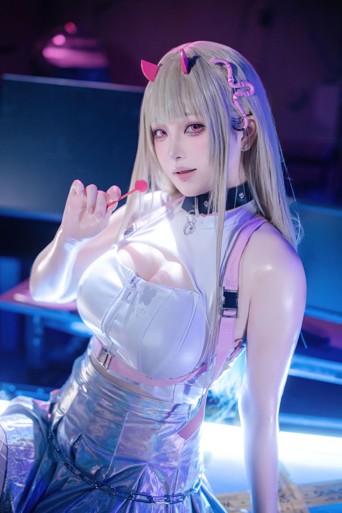 Coser@ Yuyu - Goddess of Victory, Nikki, Viper (87P) Coser@ Yuyu - Goddess of Victory, Nikki, Viper (87P)