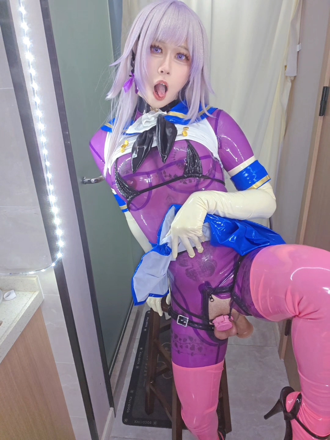 Veritablezx22 - Latex The Herta Veritablezx22 - Latex The Herta