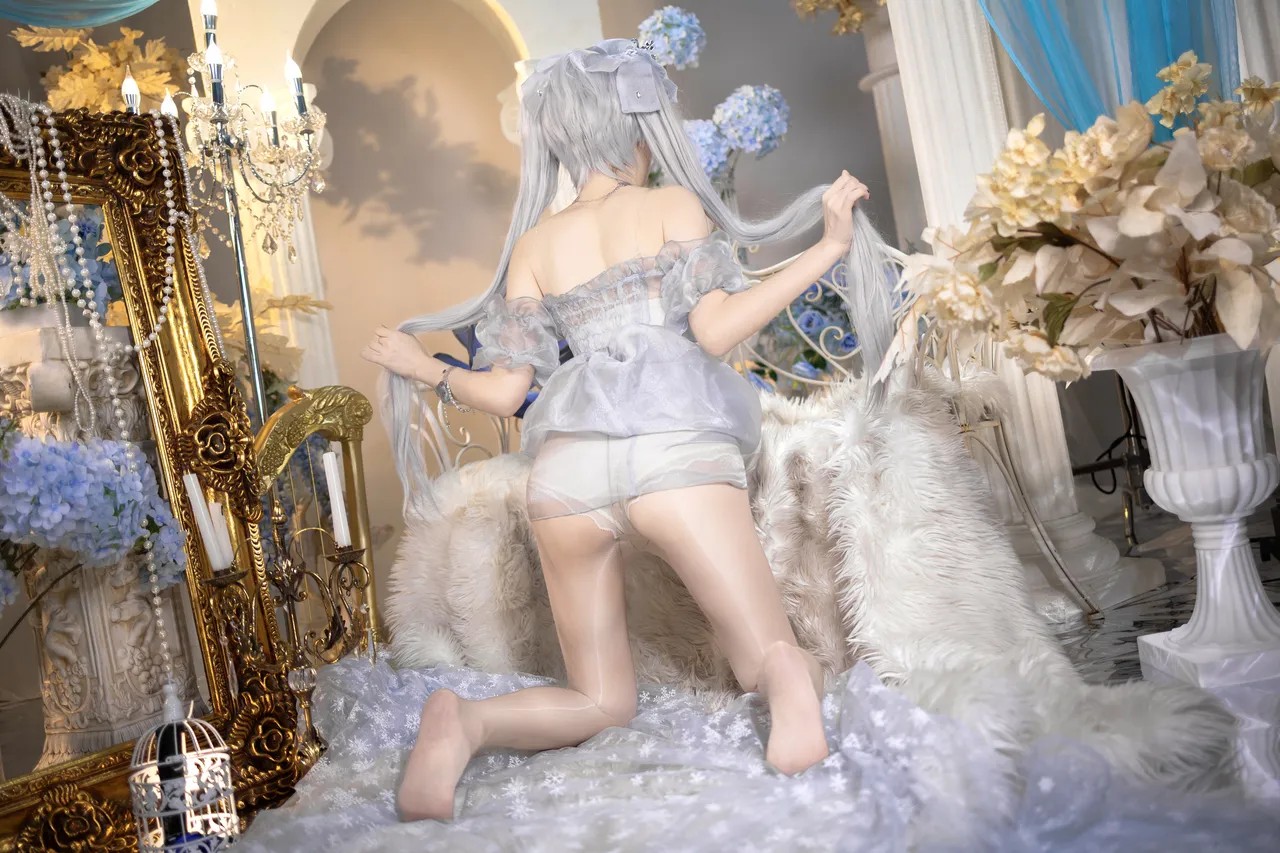 Crispy Cake Yaki - NIKKE Cinderella Crystal Princess Crispy Cake Yaki - NIKKE Cinderella Crystal Princess