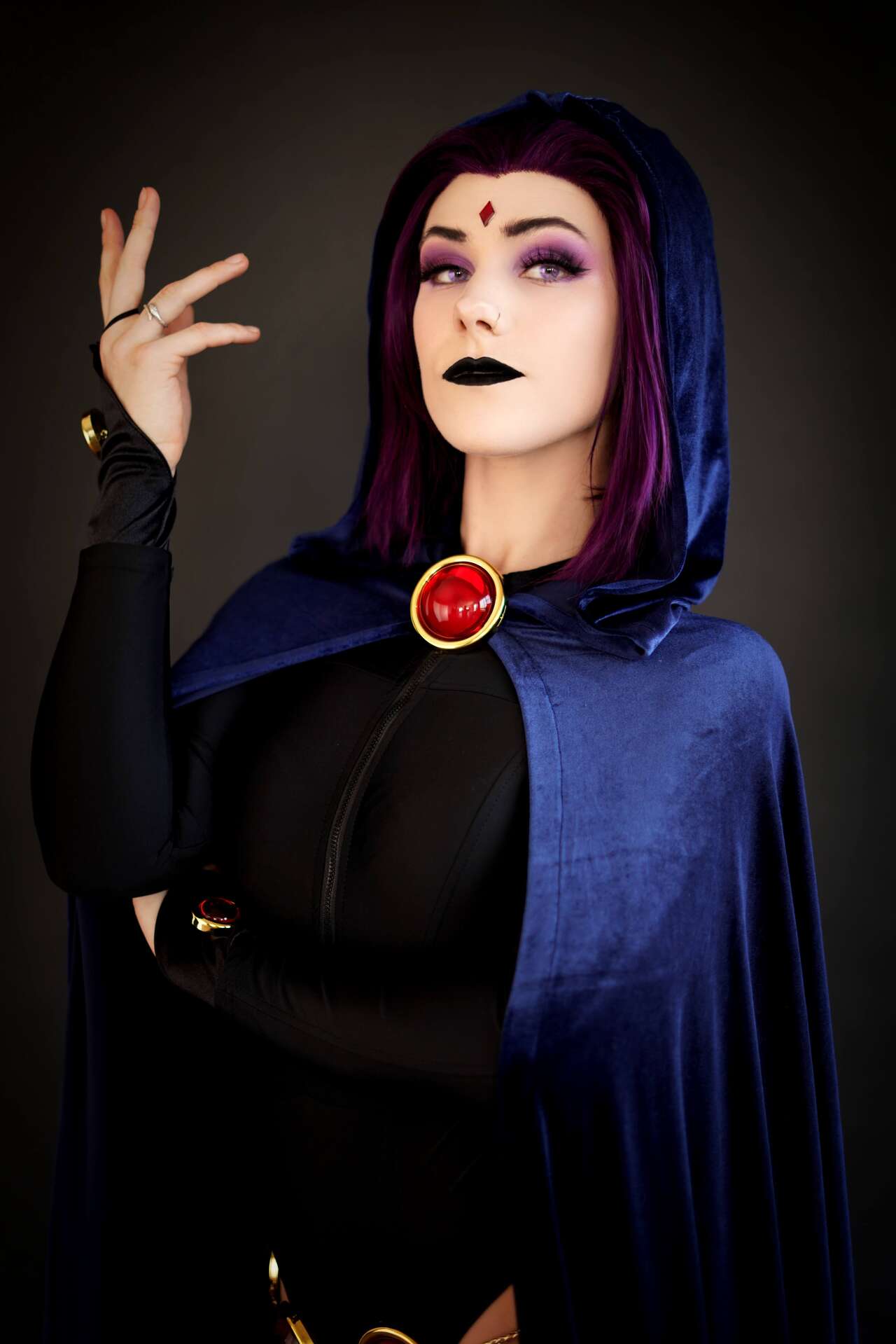 Bukkit Brоwn - Raven Bukkit Brоwn - Raven