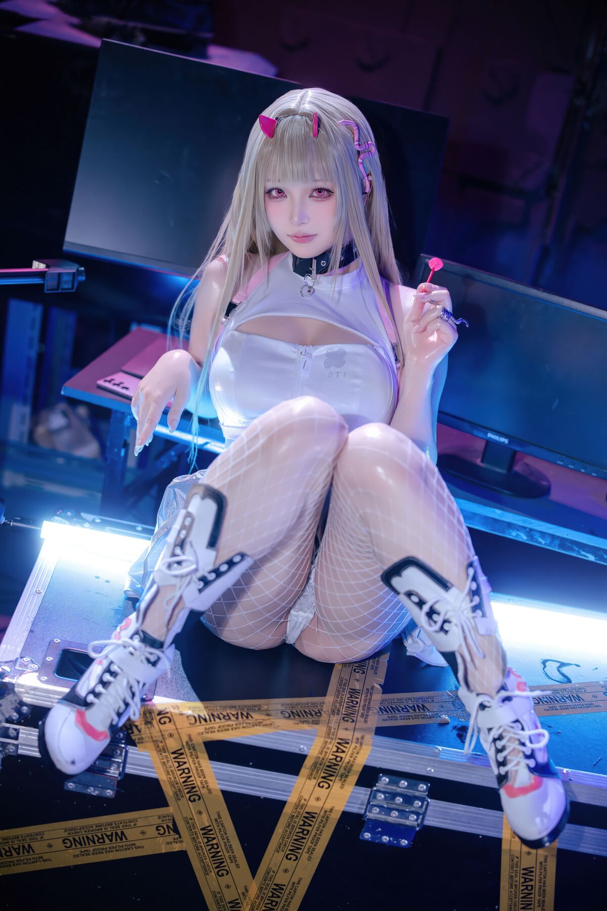 Coser@ Yuyu - Goddess of Victory, Nikki, Viper (87P) Coser@ Yuyu - Goddess of Victory, Nikki, Viper (87P)
