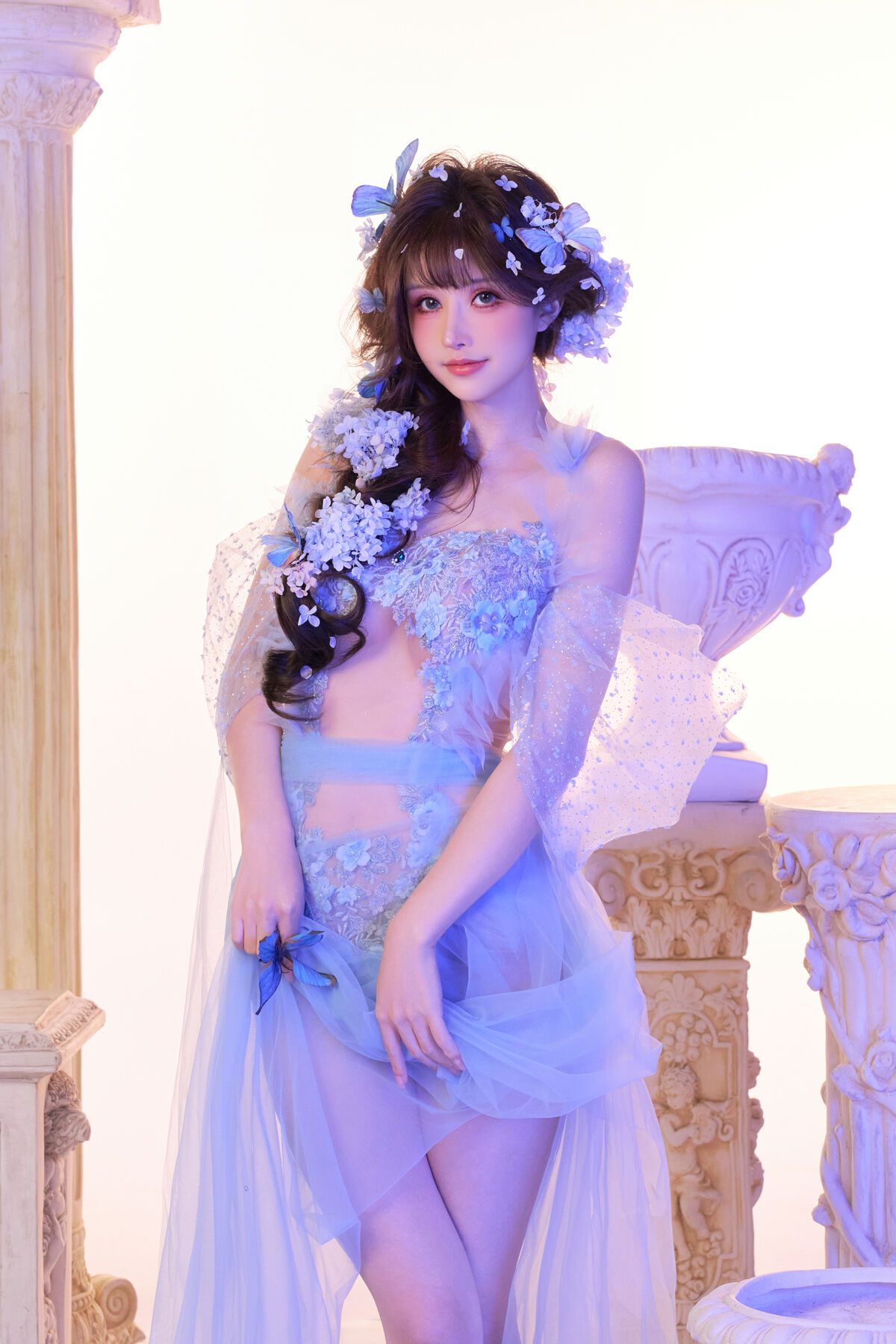 Coser@ Lu Eight Years Old - Die Meng Ni Shang (65P - 1V) Coser@ Lu Eight Years Old - Die Meng Ni Shang (65P - 1V)