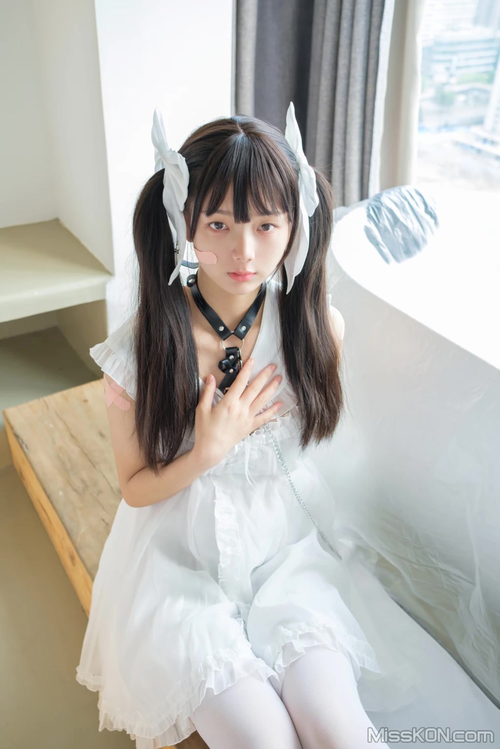 Coser@稚乖画册: 赤西夜夜 初音少女水手服 (130 photos + 1 video) Coser@稚乖画册: 赤西夜夜 初音少女水手服 (130 photos + 1 video)