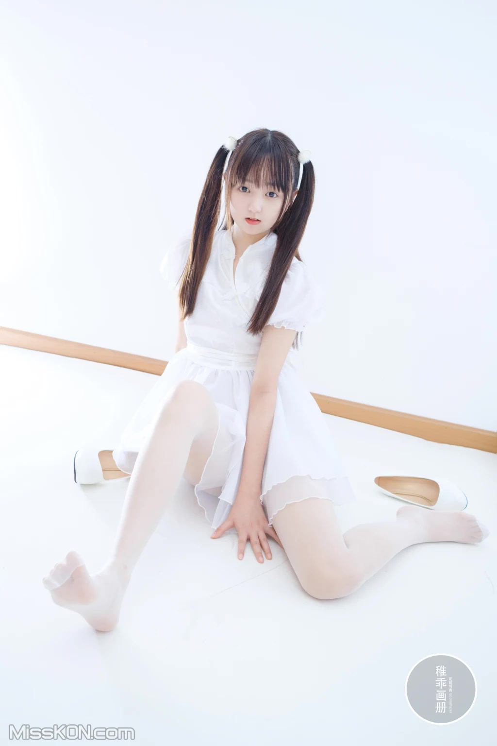 Coser@稚乖画册 – 新堂01 团子 (65 photos + 1 video) Coser@稚乖画册 – 新堂01 团子 (65 photos + 1 video)