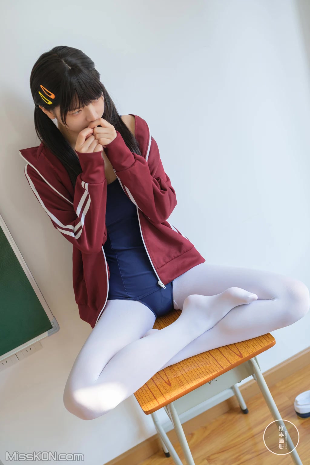 Coser@稚乖画册: 夜夜 死库水 (88 photos + 1 video) Coser@稚乖画册: 夜夜 死库水 (88 photos + 1 video)
