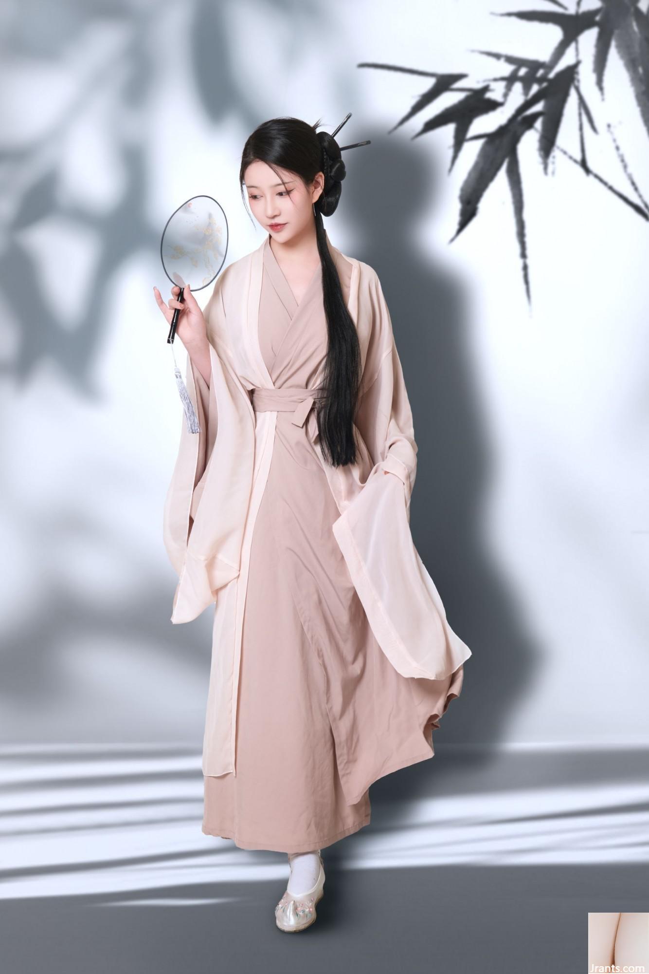 (Coser) Nian Nian – Qing Si (20P) (Coser) Nian Nian – Qing Si (20P)