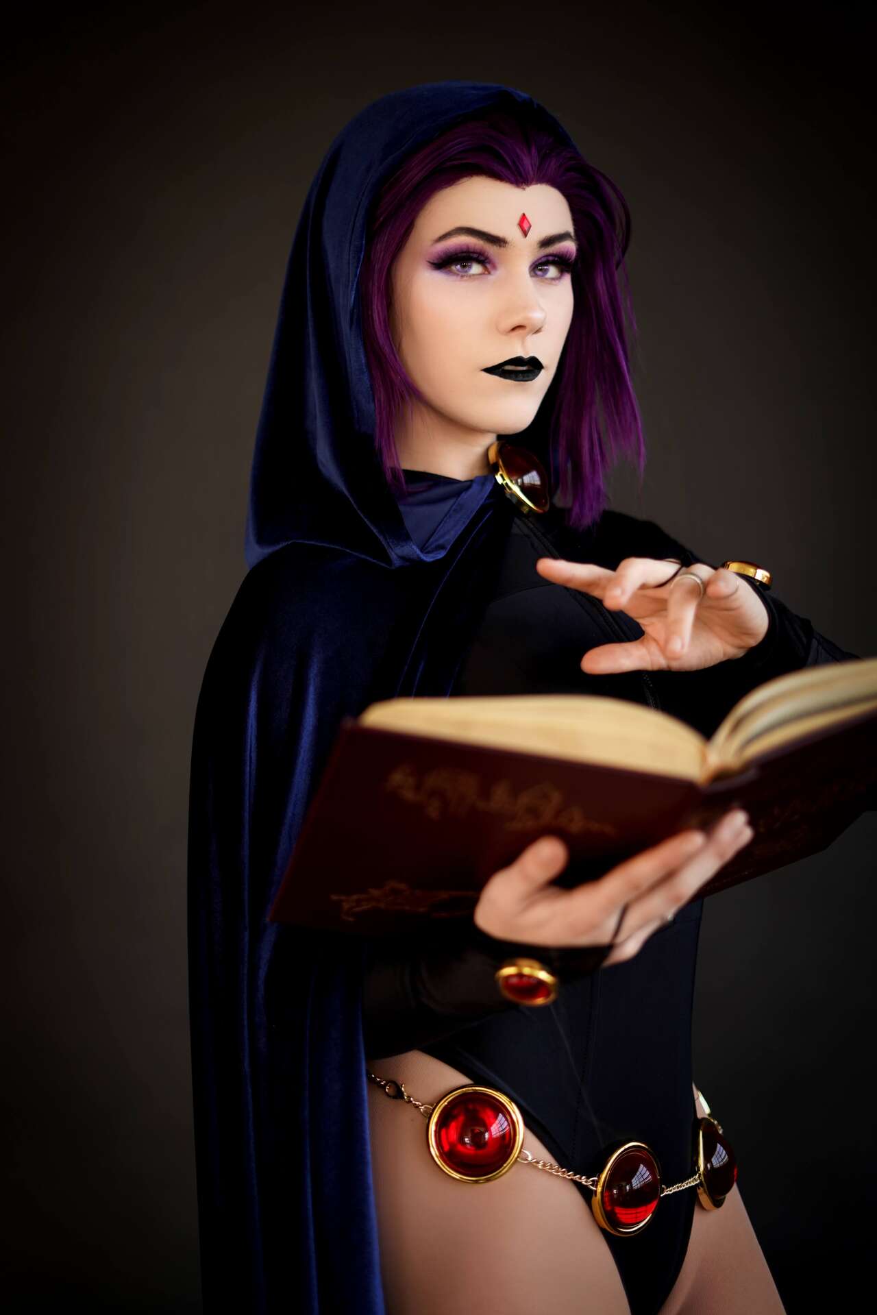 Bukkit Brоwn - Raven Bukkit Brоwn - Raven