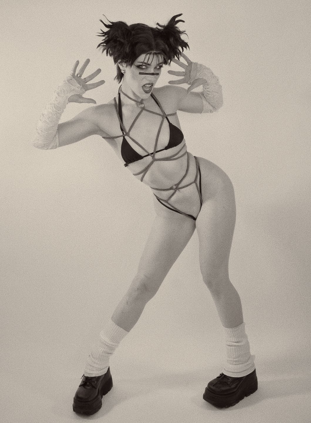 Bukkit Brоwn - Choso shibari Bukkit Brоwn - Choso shibari