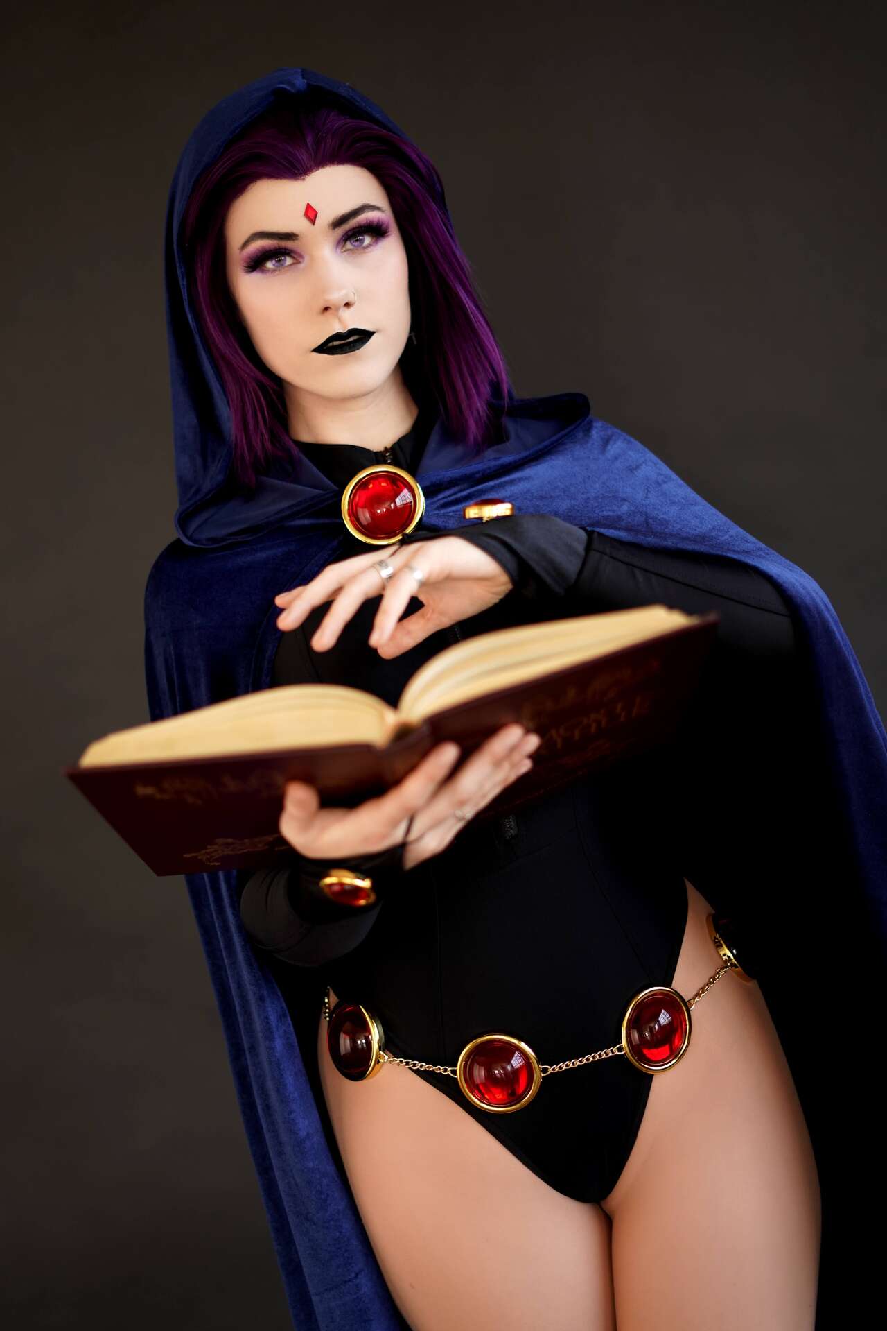 Bukkit Brоwn - Raven Bukkit Brоwn - Raven