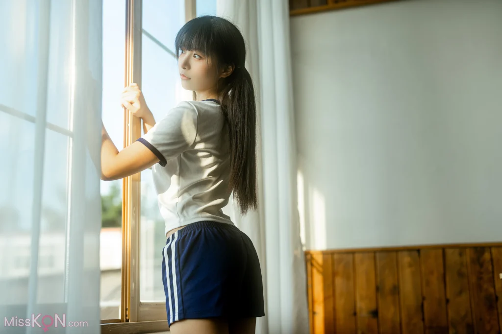 Coser@铁手叫兽: 饱饱 午后教室 (34 photos + 1 video) 3 Coser@铁手叫兽: 饱饱 午后教室 (34 photos + 1 video) 3