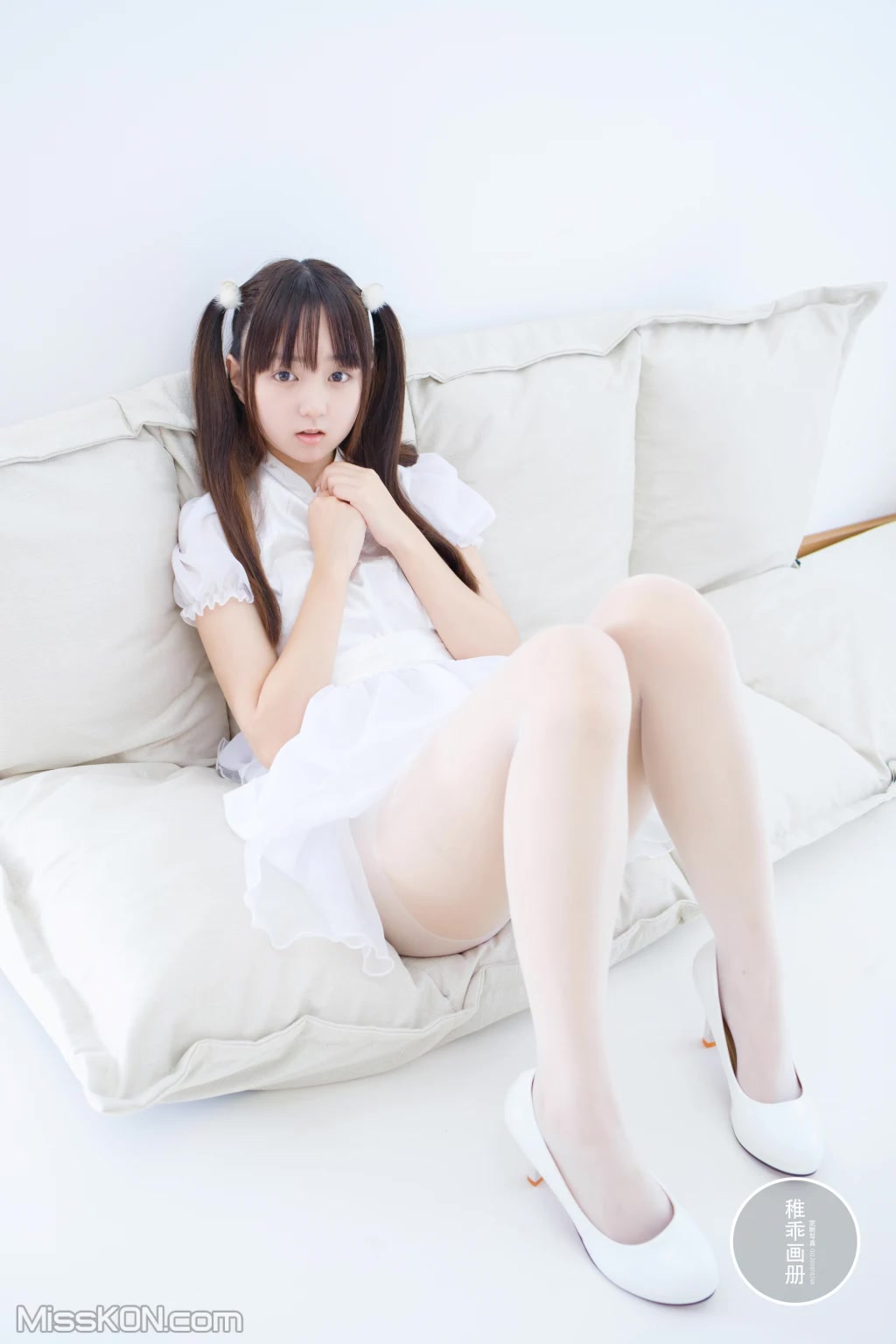 Coser@稚乖画册 – 新堂01 团子 (65 photos + 1 video) Coser@稚乖画册 – 新堂01 团子 (65 photos + 1 video)