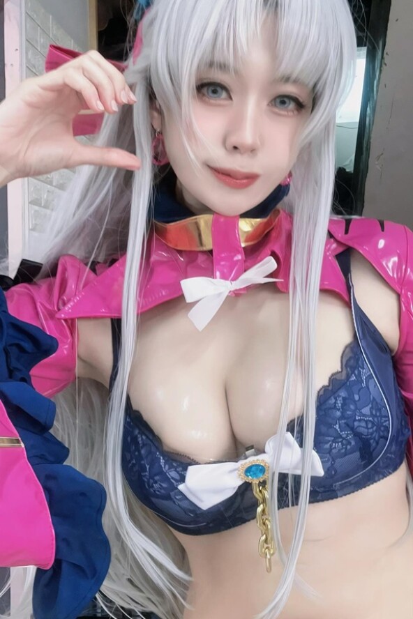 Hatori Sama – Carlotta (Wuthering Waves) 2 Hatori Sama – Carlotta (Wuthering Waves)