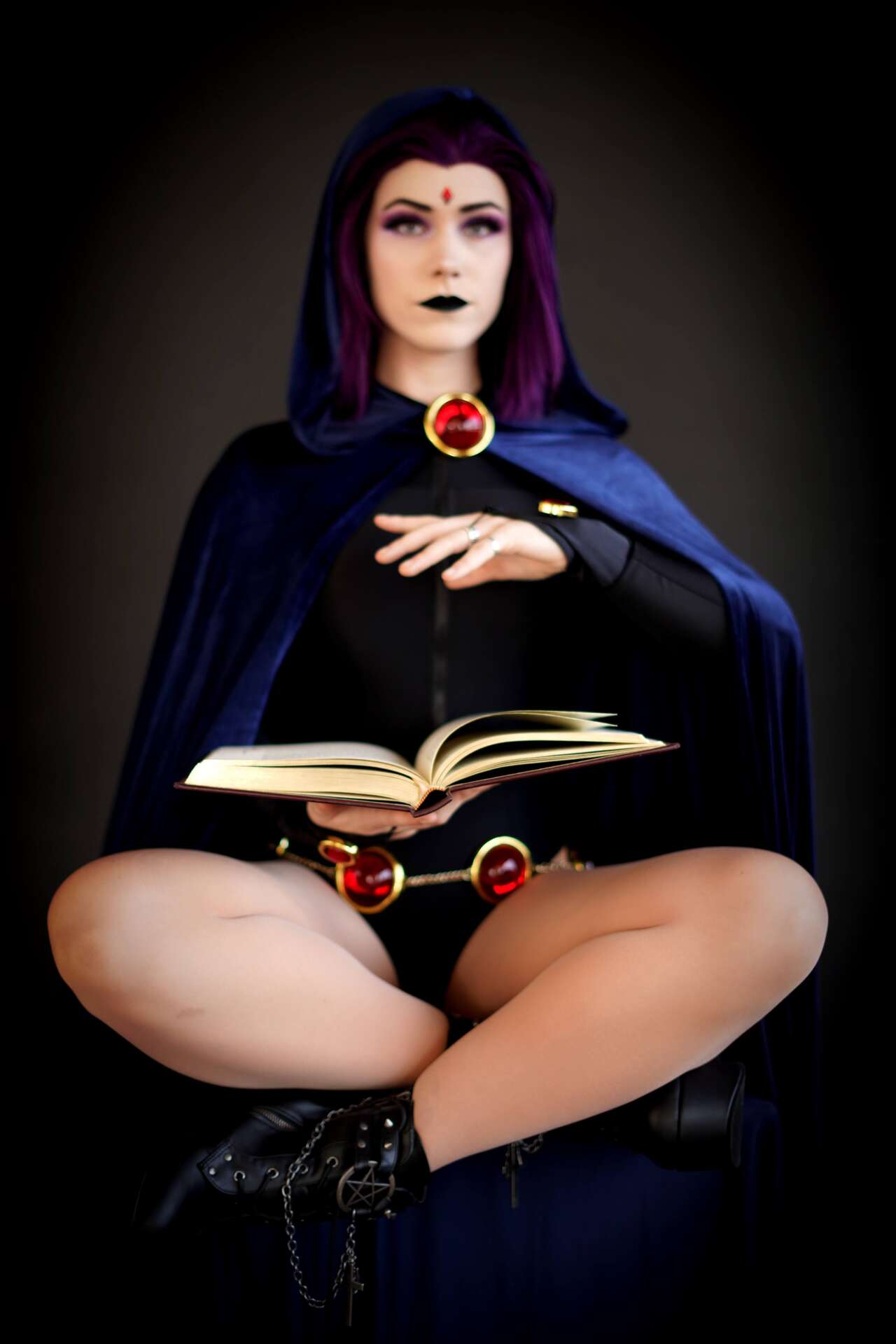 Bukkit Brоwn - Raven Bukkit Brоwn - Raven