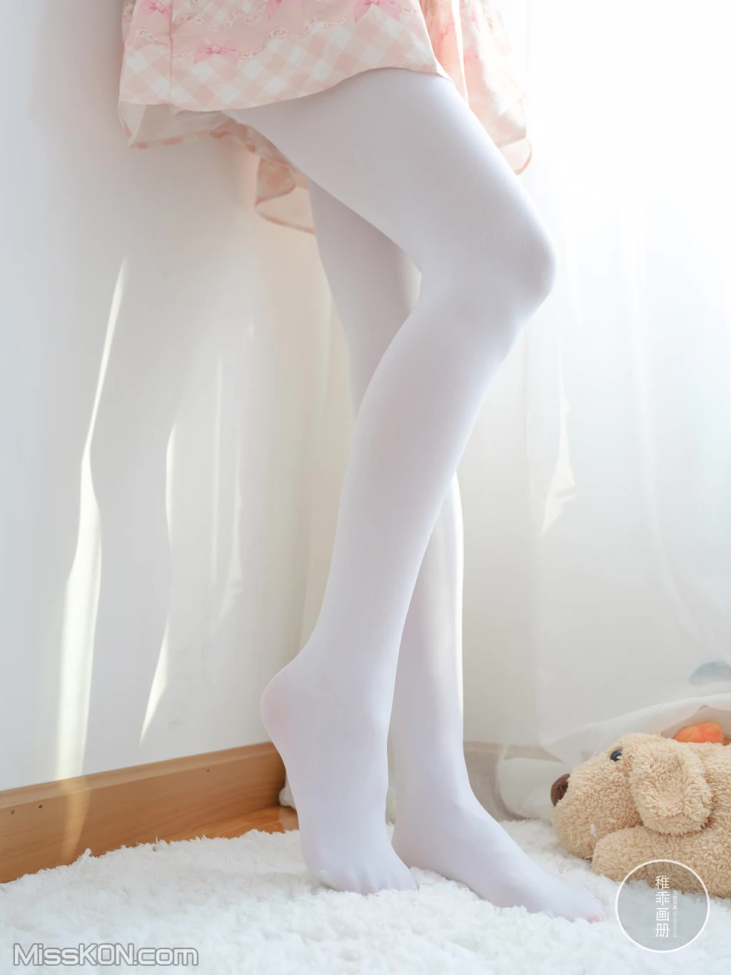 Coser@稚乖画册: 夜夜 白丝JK (81 photos + 1 video) Coser@稚乖画册: 夜夜 白丝JK (81 photos + 1 video)
