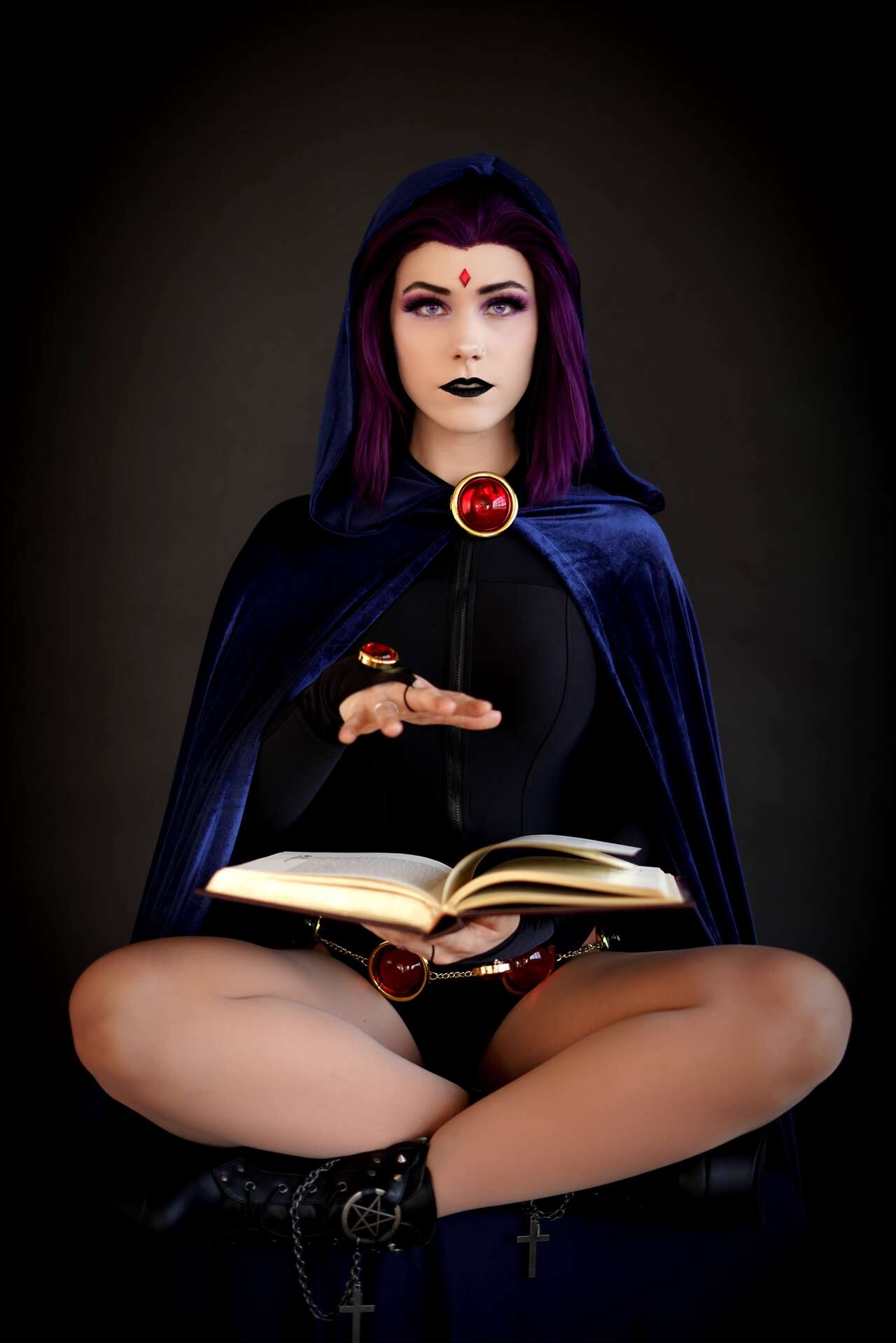 Bukkit Brоwn - Raven Bukkit Brоwn - Raven