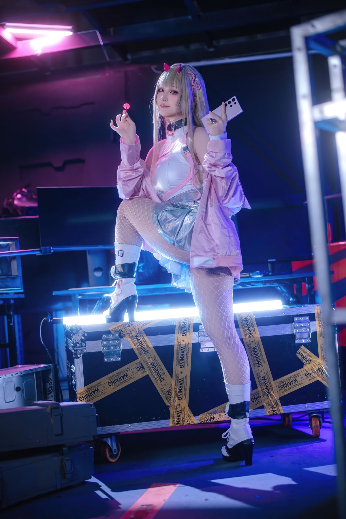 Coser@ Yuyu - Goddess of Victory, Nikki, Viper (87P) Coser@ Yuyu - Goddess of Victory, Nikki, Viper (87P)