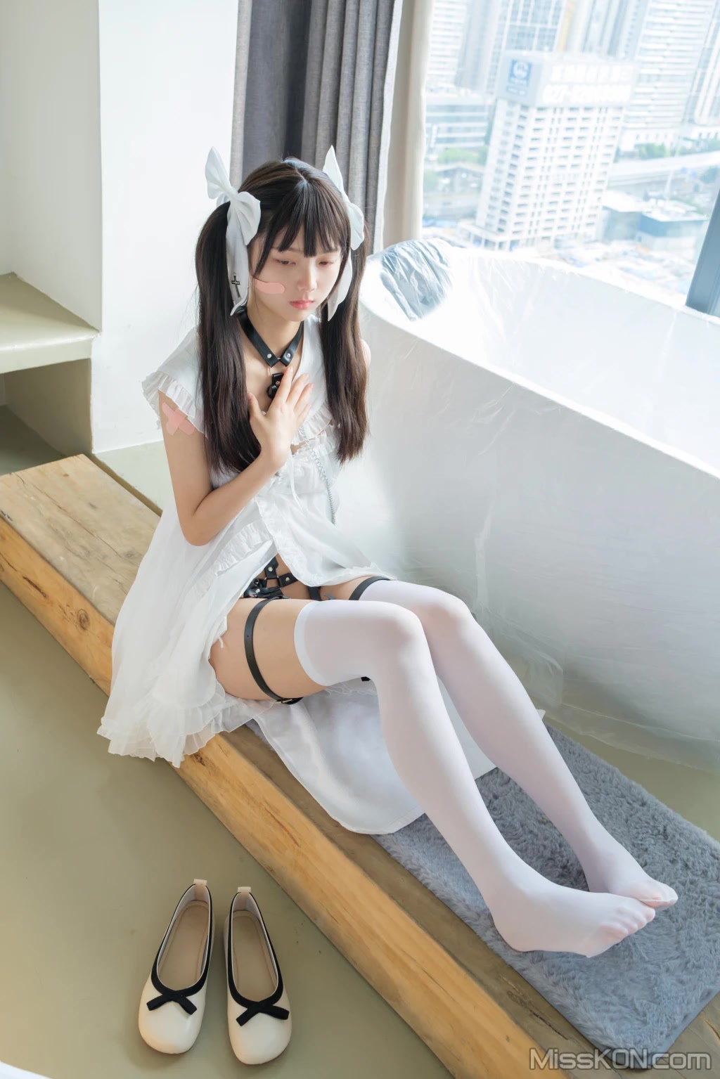 Coser@稚乖画册: 赤西夜夜 初音少女水手服 (130 photos + 1 video) Coser@稚乖画册: 赤西夜夜 初音少女水手服 (130 photos + 1 video)