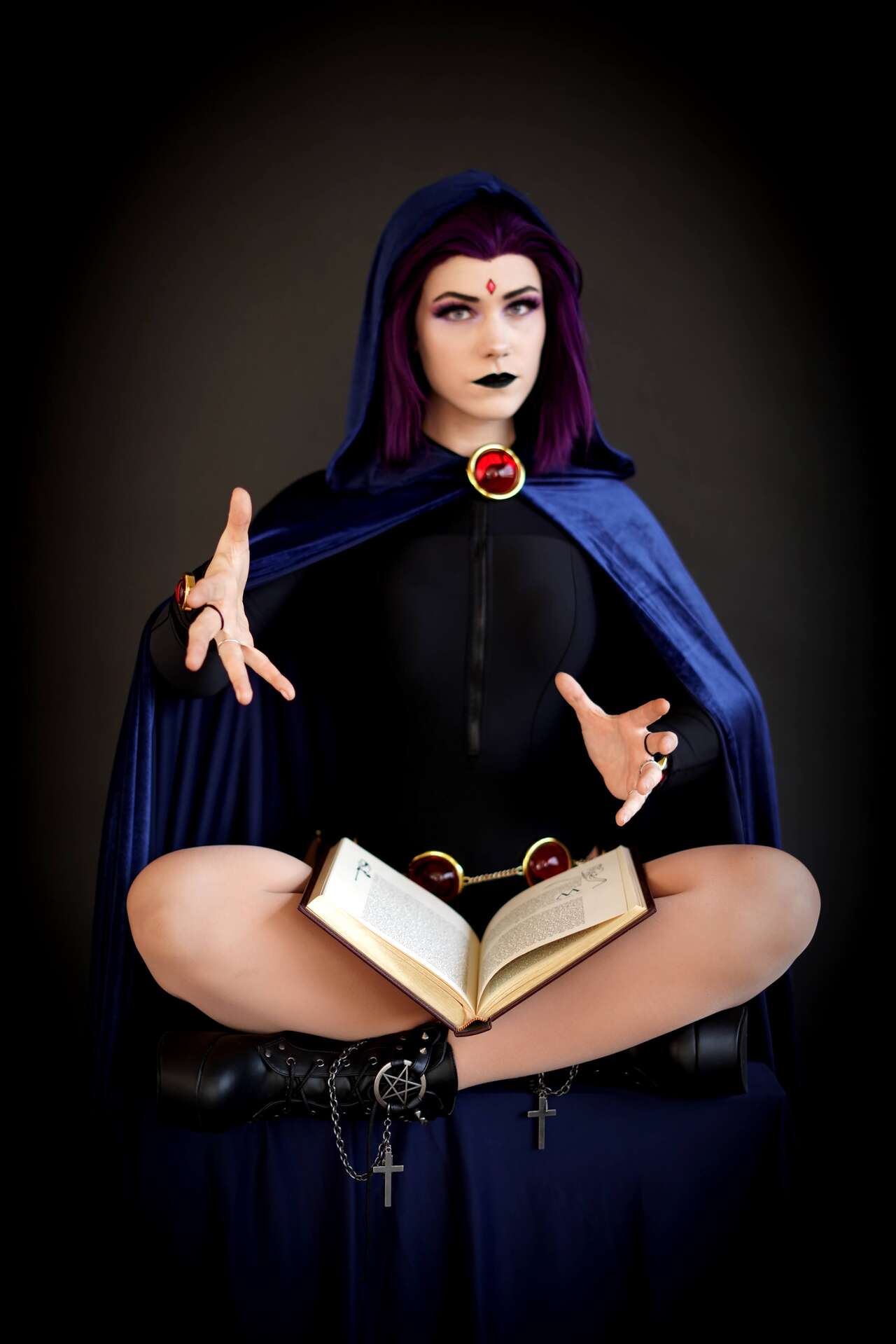 Bukkit Brоwn - Raven Bukkit Brоwn - Raven