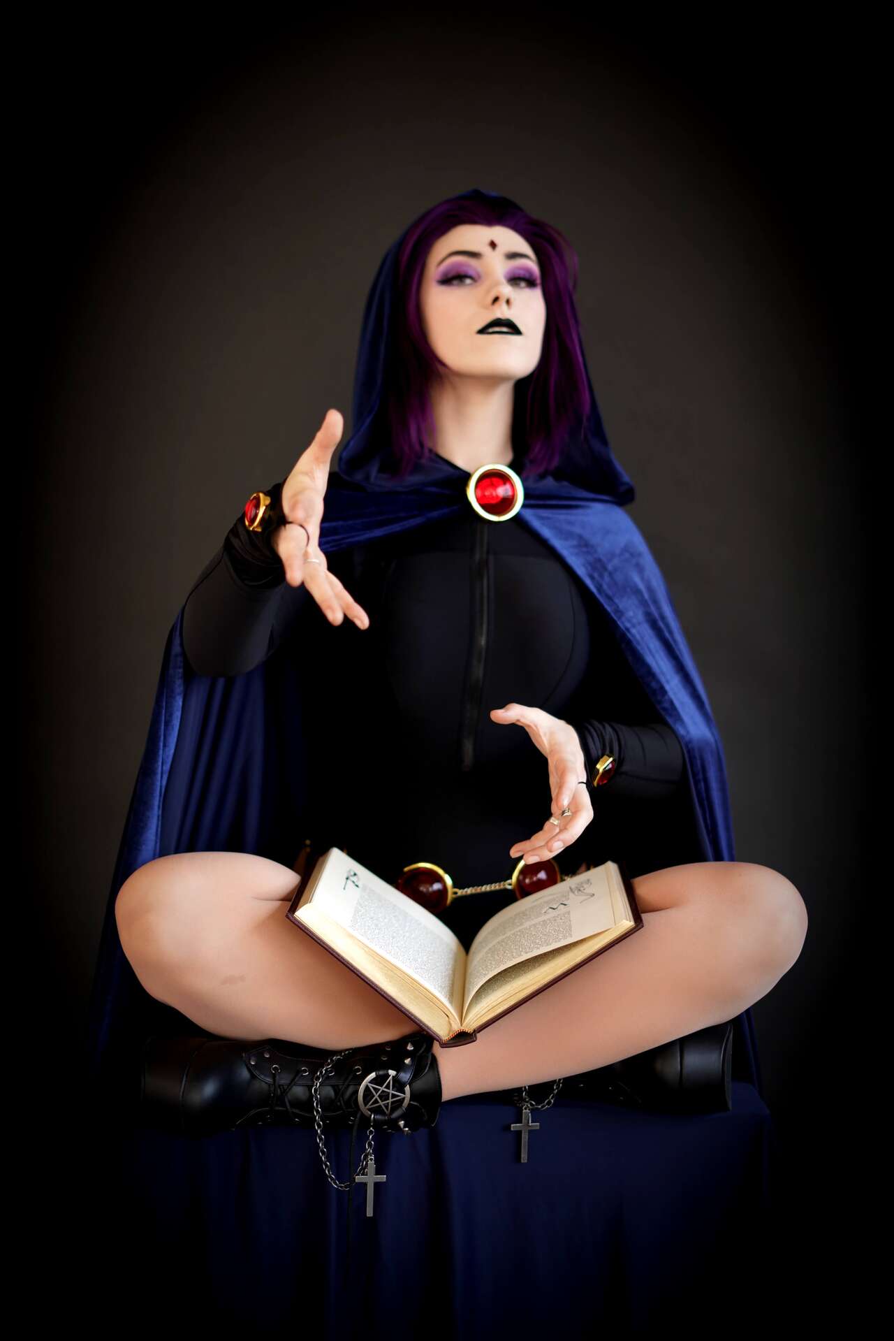 Bukkit Brоwn - Raven Bukkit Brоwn - Raven