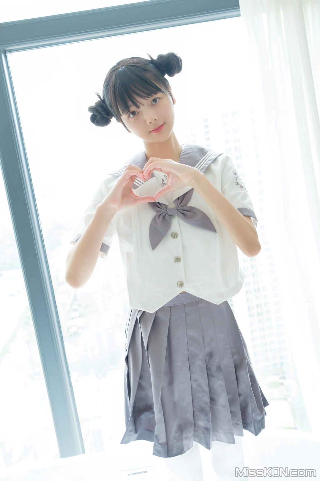 Coser@稚乖画册: 赤西夜夜 初音少女水手服 (130 photos + 1 video) Coser@稚乖画册: 赤西夜夜 初音少女水手服 (130 photos + 1 video)