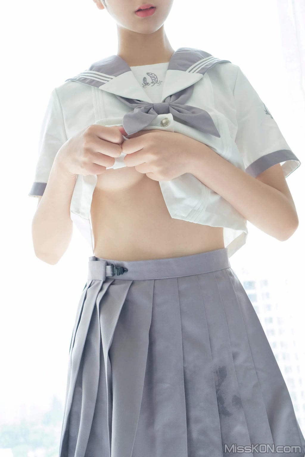 Coser@稚乖画册: 赤西夜夜 初音少女水手服 (130 photos + 1 video) Coser@稚乖画册: 赤西夜夜 初音少女水手服 (130 photos + 1 video)
