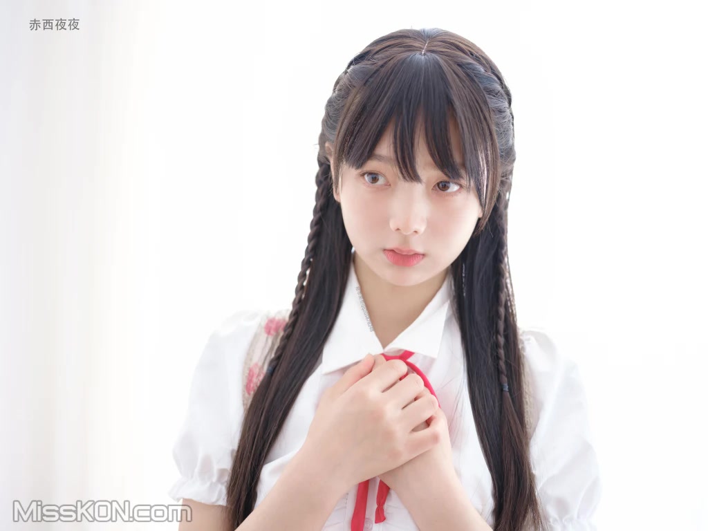 Coser@稚乖画册: 夜夜 白丝JK (81 photos + 1 video) Coser@稚乖画册: 夜夜 白丝JK (81 photos + 1 video)