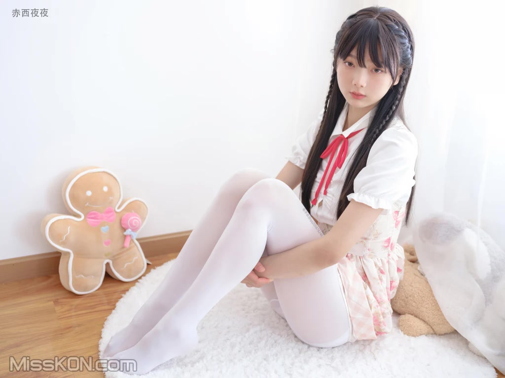 Coser@稚乖画册: 夜夜 白丝JK (81 photos + 1 video) Coser@稚乖画册: 夜夜 白丝JK (81 photos + 1 video)