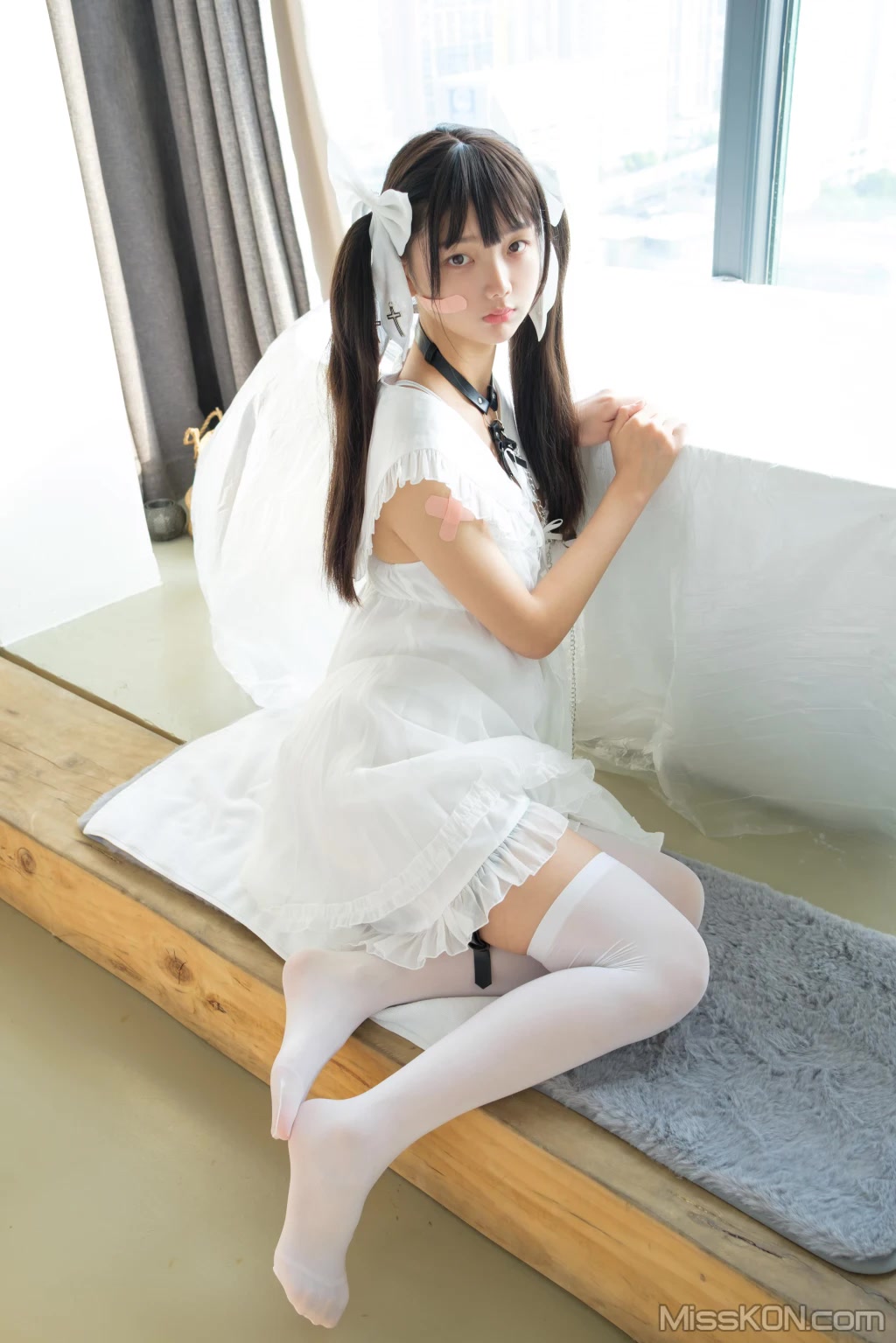 Coser@稚乖画册: 赤西夜夜 初音少女水手服 (130 photos + 1 video) Coser@稚乖画册: 赤西夜夜 初音少女水手服 (130 photos + 1 video)