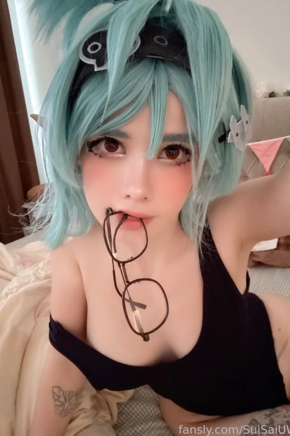 Frauleinmilk - Roxy 4 Frauleinmilk - Roxy