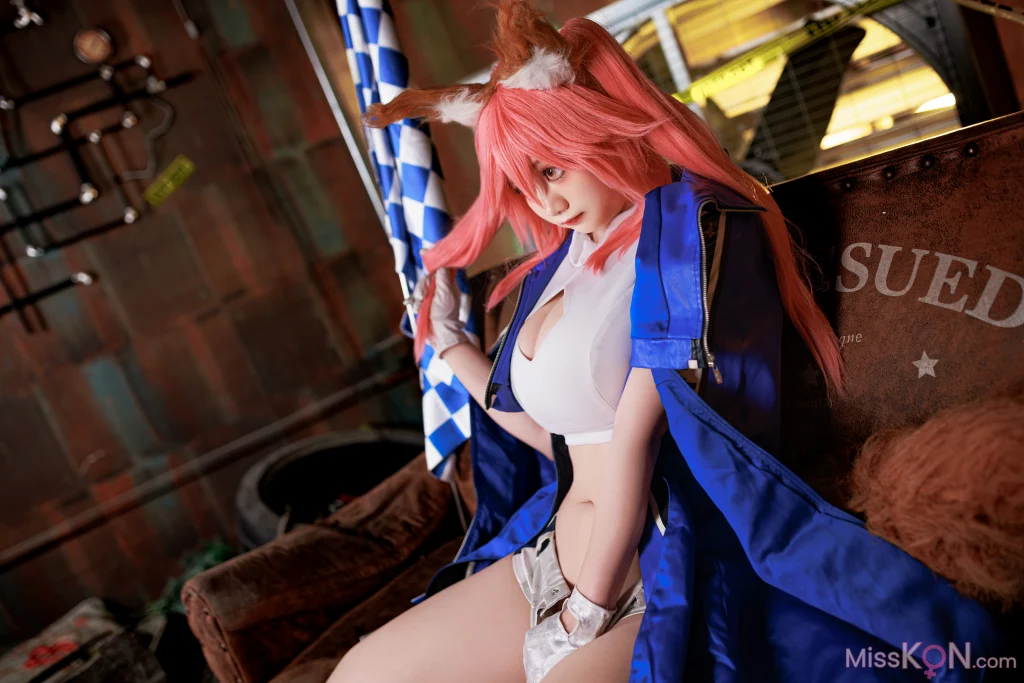 Coser@ Axue: FGO Tamamo Former Racing Suit (90 photos) Coser@ Axue: FGO Tamamo Former Racing Suit (90 photos)
